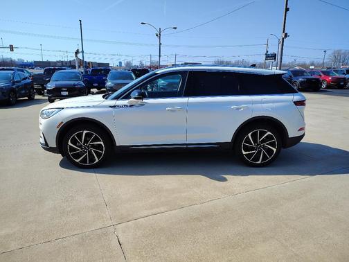 2024 Lincoln Corsair Reserve