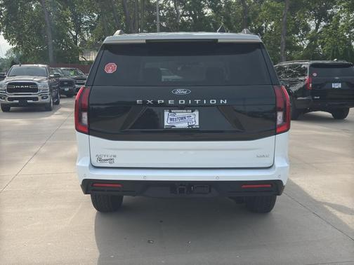 Oxford White 2026 Ford Expedition Max Active 4x4