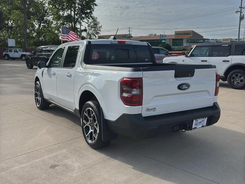 Oxford White 2026 Ford Maverick Lariat