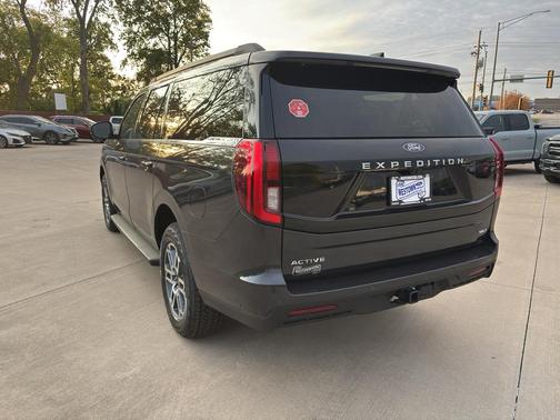 2025 Ford Expedition Max Active 4x4