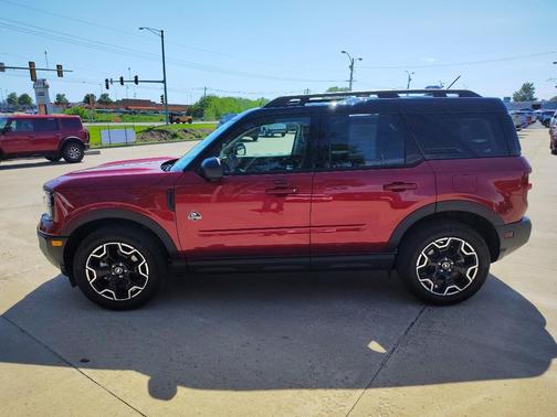 Ruby Red Metallic Tinted Clearcoat 2025 Ford Bronco Sport Outer Banks