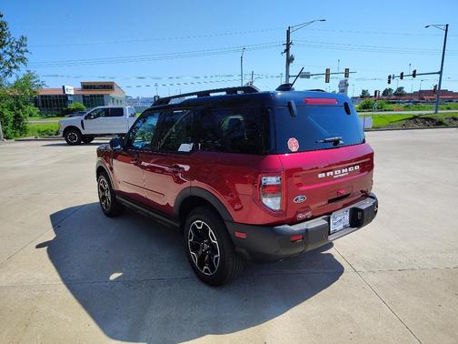 Ruby Red Metallic Tinted Clearcoat 2025 Ford Bronco Sport Outer Banks