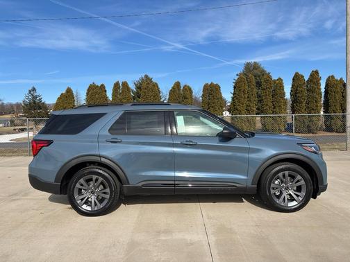 2026 Ford Explorer Active (200A)