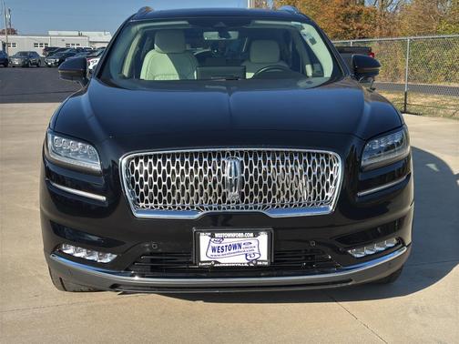 2021 Lincoln Nautilus Black Label