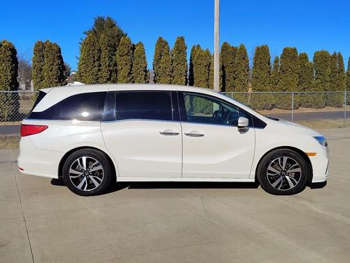 2019 Honda Odyssey Elite
