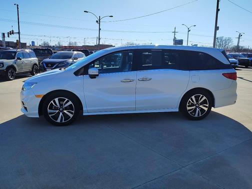 2019 Honda Odyssey Elite