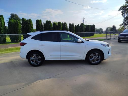 2023 Ford Escape ST-Line Select