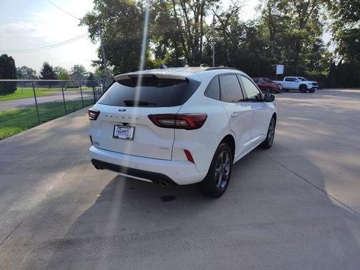 2023 Ford Escape ST-Line Select
