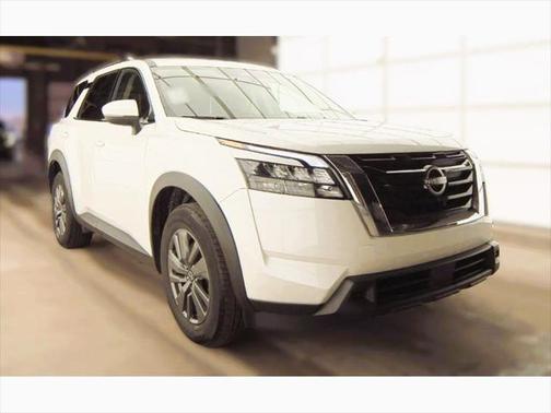 2024 Nissan Pathfinder SV 4WD
