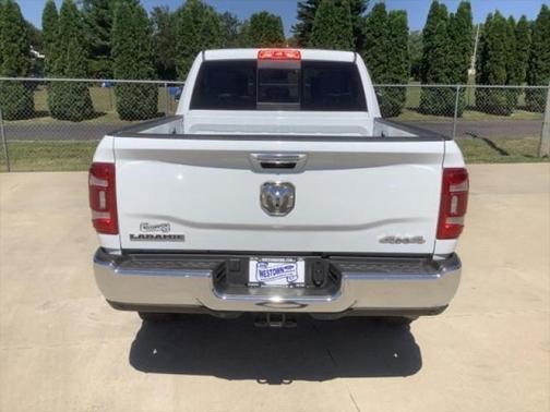 2021 RAM 2500 Laramie Crew Cab 4x4 6'4' Box