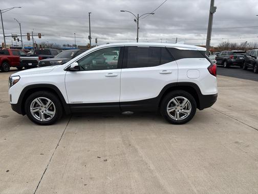 2020 GMC Terrain SLE