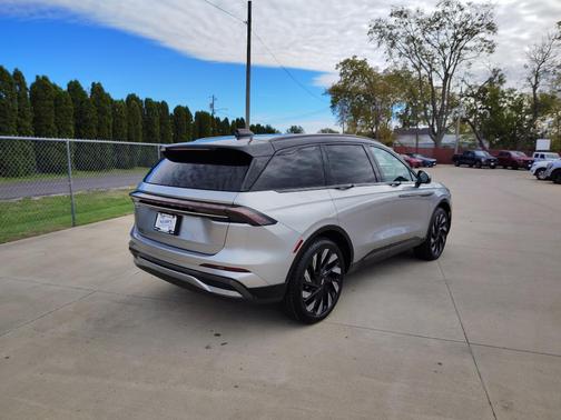 2026 Lincoln Nautilus Reserve