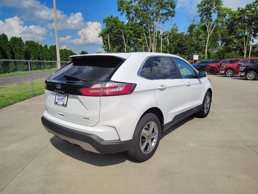 Oxford White 2024 Ford Edge SEL