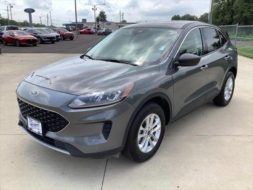 Carbonized Gray Metallic 2022 Ford Escape SE