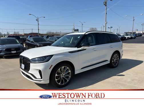 Pristine White Metallic Tri-Coat 2025 Lincoln Aviator Premiere