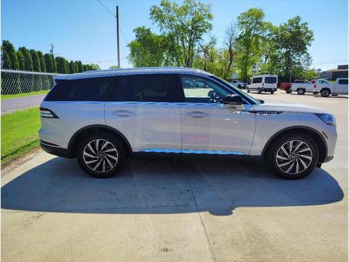 2025 Lincoln Aviator Premiere