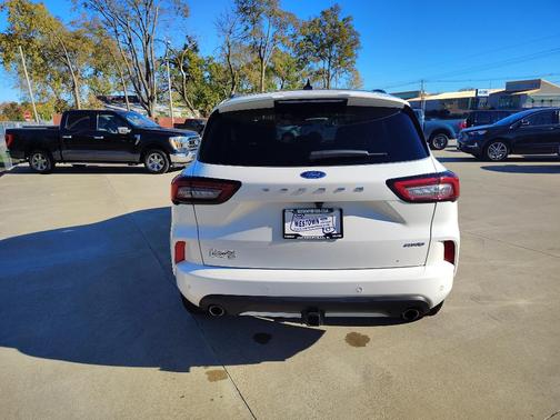 2024 Ford Escape ST-Line Select