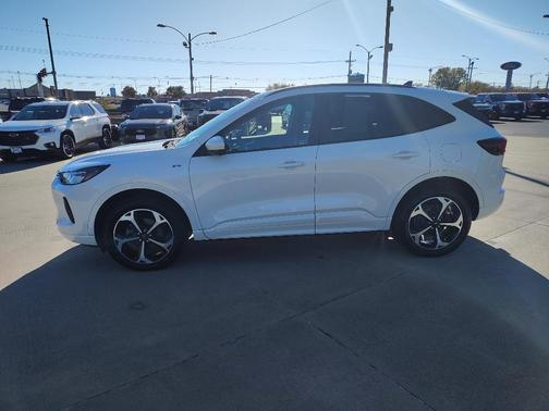 2024 Ford Escape ST-Line Select