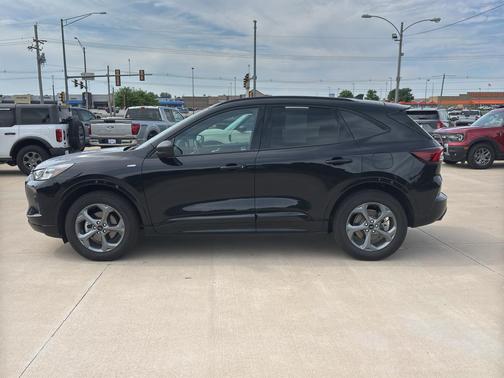 Agate Black Metallic 2024 Ford Escape ST-Line