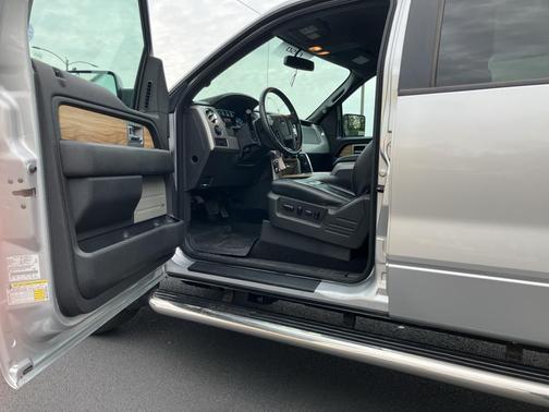 2011 Ford F-150 Lariat