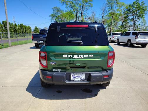 Eruption Green Metallic 2025 Ford Bronco Sport Outer Banks