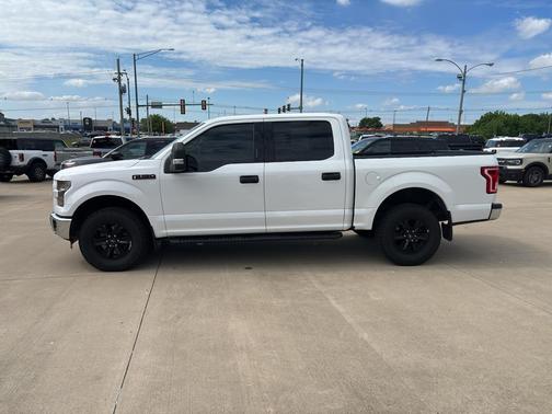 Oxford White 2016 Ford F-150 XLT