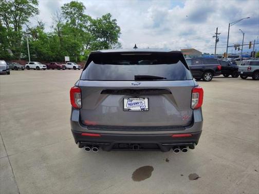 2022 Ford Explorer ST