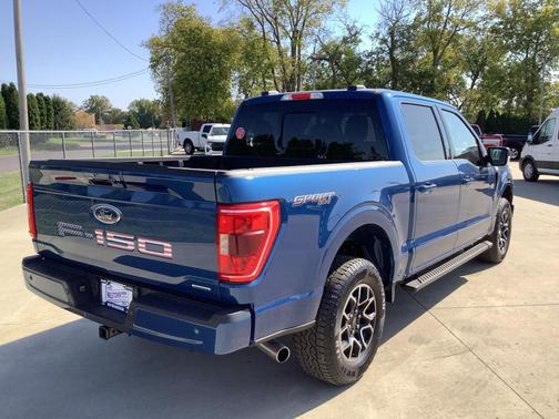 Atlas Blue Metallic 2022 Ford F-150 XLT