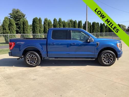 Atlas Blue Metallic 2022 Ford F-150 XLT