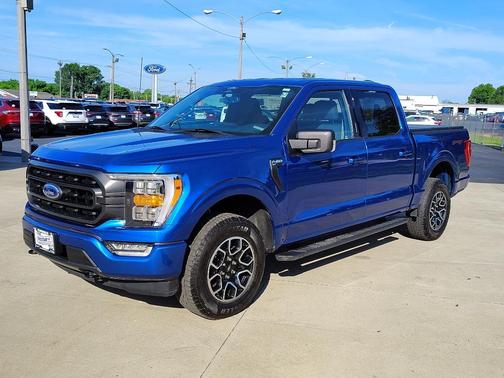 Atlas Blue Metallic 2022 Ford F-150 XLT