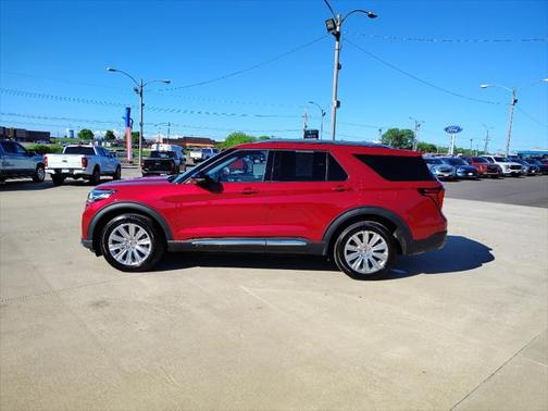 2025 Ford Explorer Platinum