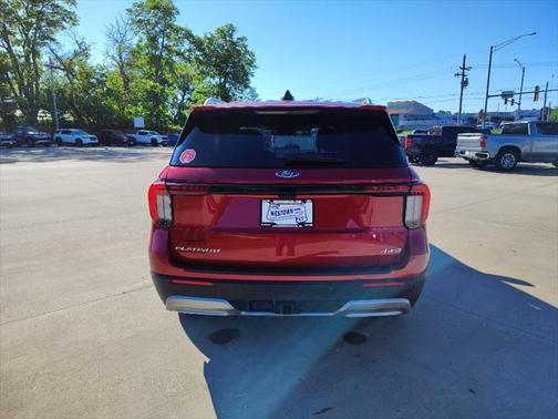2025 Ford Explorer Platinum
