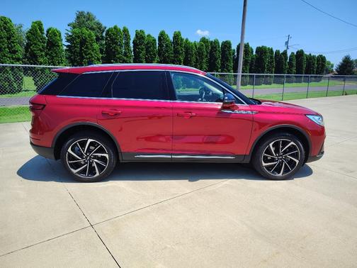 Red Carpet Metallic Tinted Clearcoat 2024 Lincoln Corsair Reserve