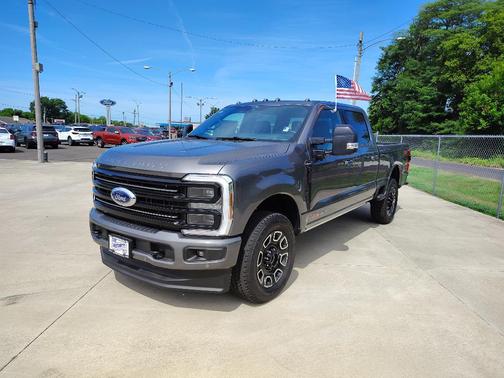 2025 Ford F-350 Platinum