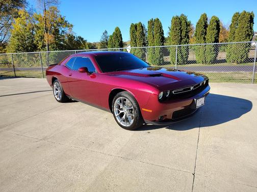 2022 Dodge Challenger SXT