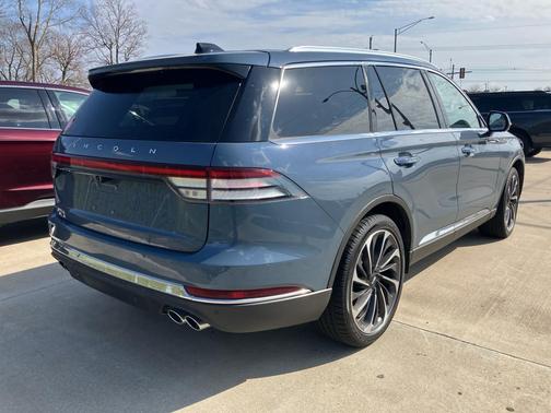 2025 Lincoln Aviator Reserve AWD