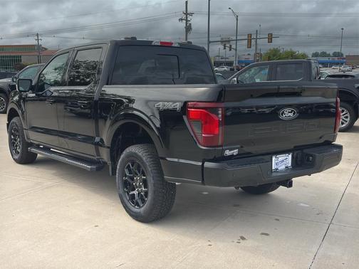 Agate Black Metallic 2024 Ford F-150 XLT
