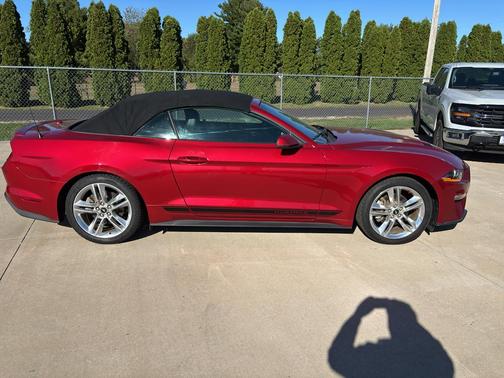 2020 Ford Mustang EcoBoost Premium