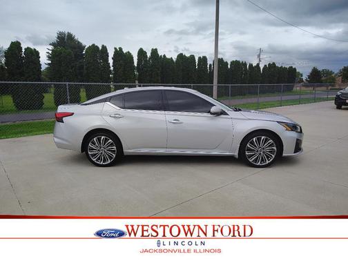2024 Nissan Altima 2.5 SL
