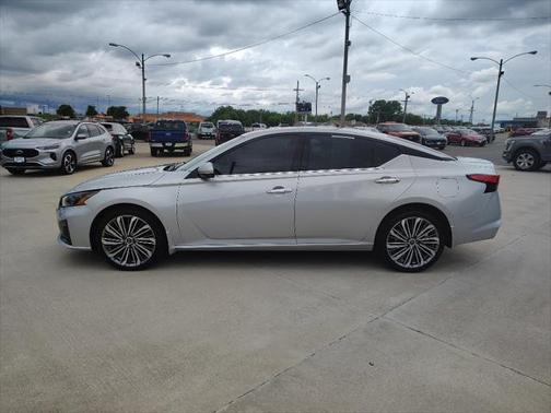 2024 Nissan Altima 2.5 SL