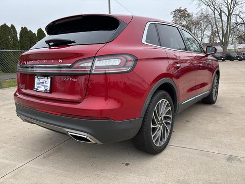 2020 Lincoln Nautilus Reserve