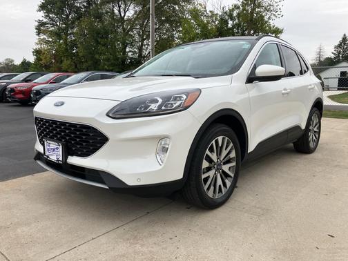 2022 Ford Escape Titanium