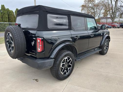 2023 Ford Bronco Outer Banks