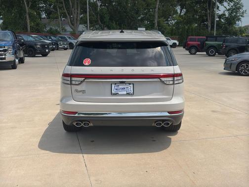 Ceramic Pearl Metallic Tri-Coat 2022 Lincoln Aviator Reserve AWD