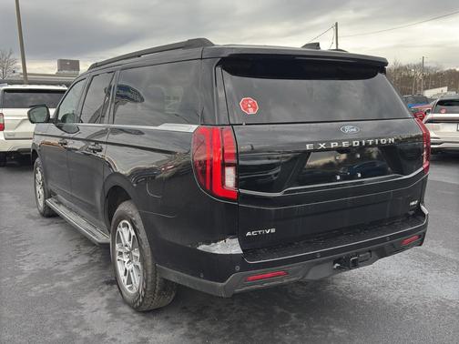 2025 Ford Expedition Max Active 4x4