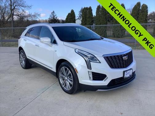 2022 Cadillac XT5 Premium Luxury