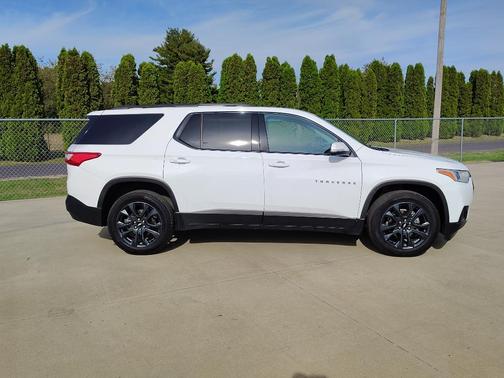 2021 Chevrolet Traverse RS