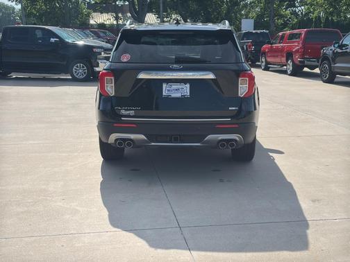 Agate Black Metallic 2020 Ford Explorer Platinum