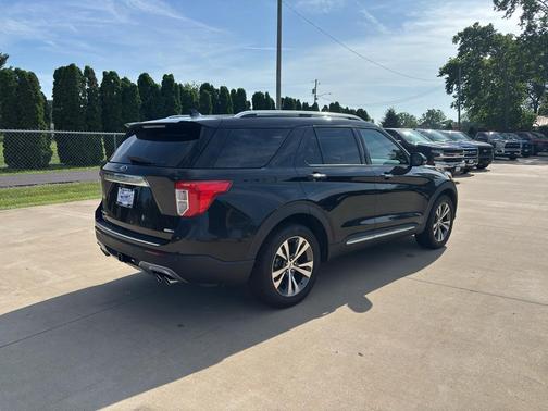 Agate Black Metallic 2020 Ford Explorer Platinum