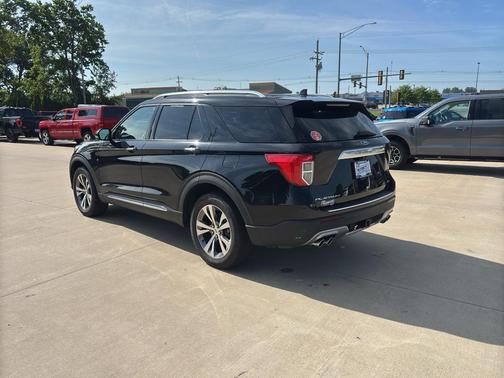 Agate Black Metallic 2020 Ford Explorer Platinum